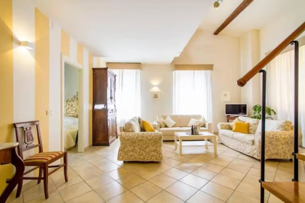 Appartamento Borgo Apostoli Florence 0*,